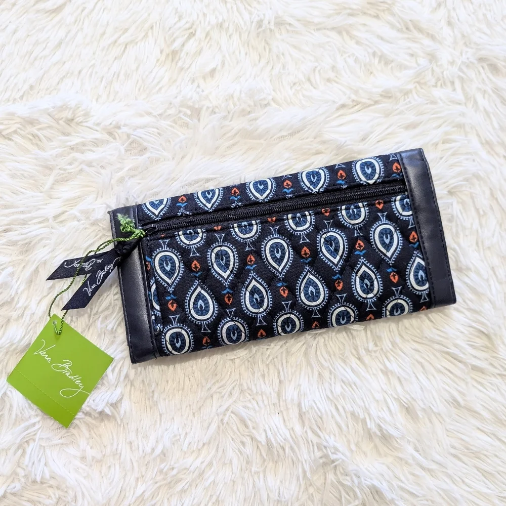 NWT $48 Vera Bradley Blue Marrakesh Motifs Quilted Fabric Trifold Wallet - Picture 2 of 6